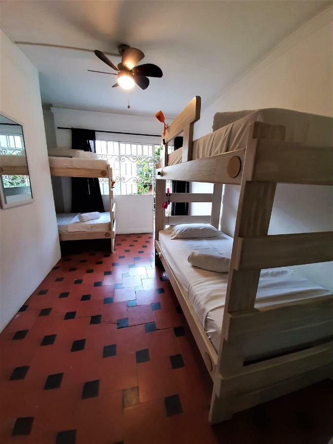 Noah Boutique Hostels Медельїн Екстер'єр фото